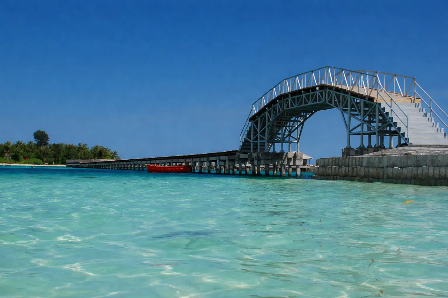 Icon Jembatan Cinta